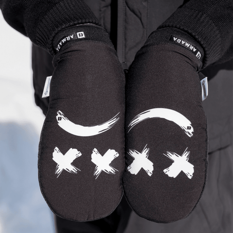 Carmel Gore Windstopper® mitts - Black / Off white smiley