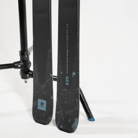 Declivity 82 Ti skis 2025