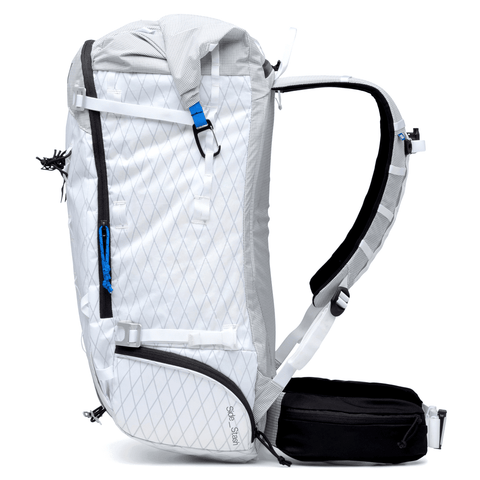 Stash™ Pro 40-UL backpack - White