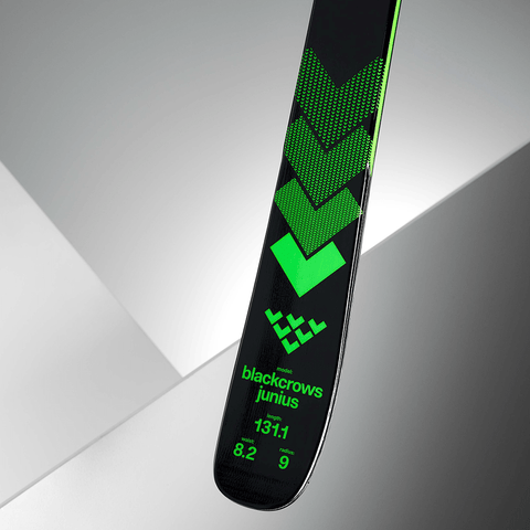 Junius kids' skis 2025