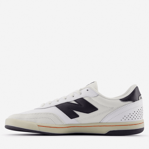 440 V2 shoes - White / Black