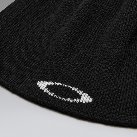 TC nordic tassel beanie - Pitch black