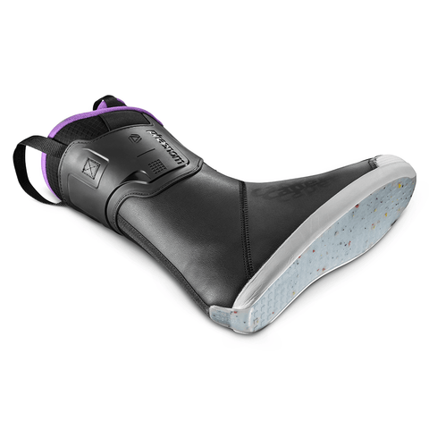 FS 01 120 Capeesh boots 2026