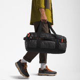 Base camp Voyager duffel bag 42L - Asphalt grey / Radiant orange