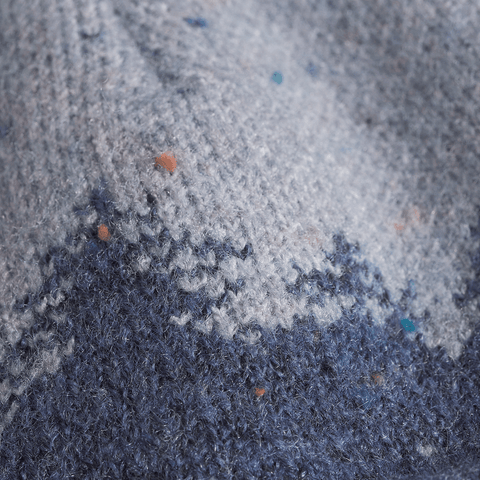 Cabin mountainscape beanie - Lunar blue / Blue flax