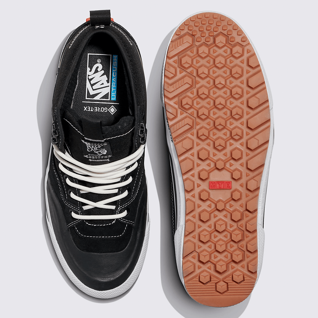 Half Cab Gore Tex insulated boots Black White D STRUCTURE