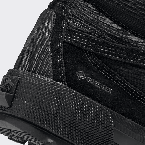 MTE Sk8-Hi Gore-Tex® insulated boots - Blackout