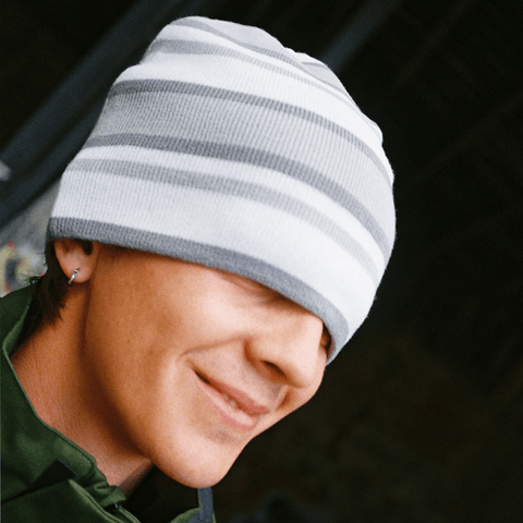 Striped skully beanie - White